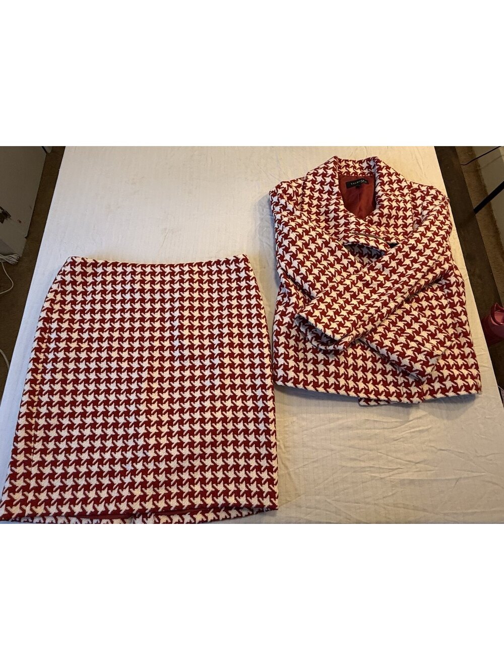 Talbots Houndstooth Skirt Suit Set Jacket & Pencil Skirt Women's 12 Red White